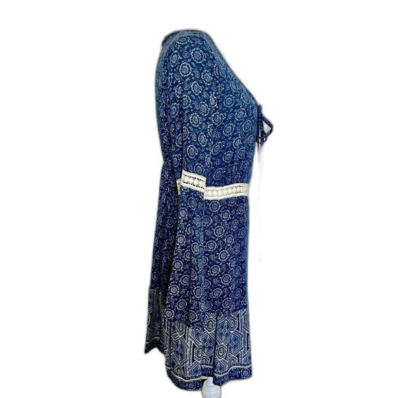 Illa Illa Brand Flare Sleeve Tunic Top Bohemian Style Women's Small Lace Trim - Picture 3 of 11